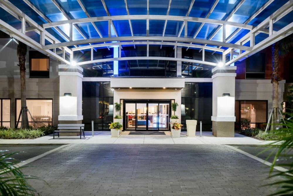 Holiday Inn Express & Suites Lakeland South Image 23